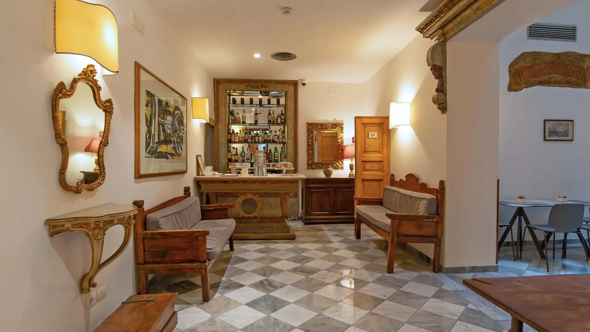 ***  Hotel Machiavelli Palace Florence Italy