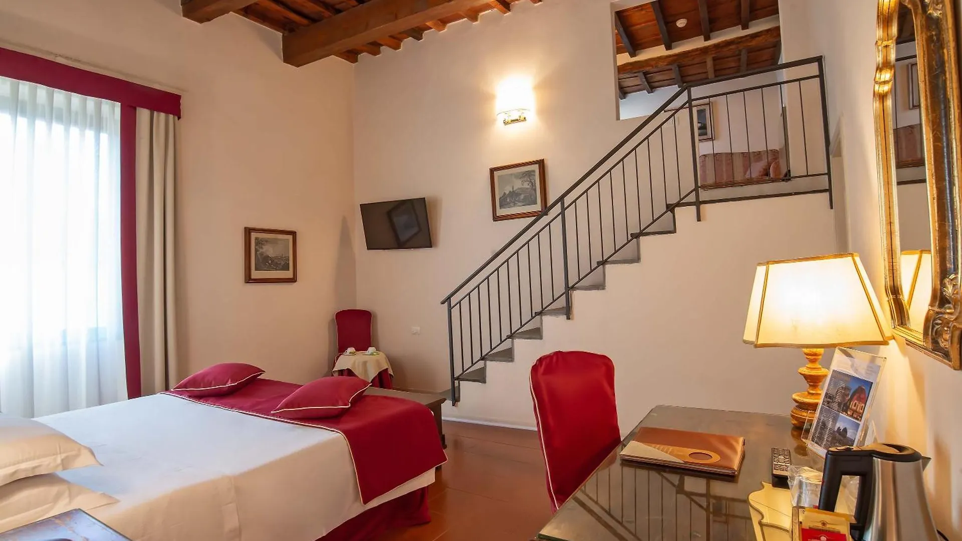 Hotel Machiavelli Palace Florence 3*,  Italy